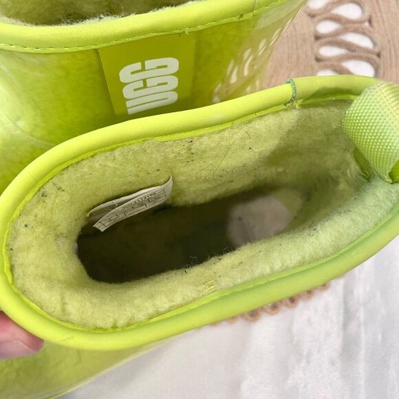 UGG Classic Clear Mini Key Lime Boots Waterproof Size 8 - Picture 3 of 10